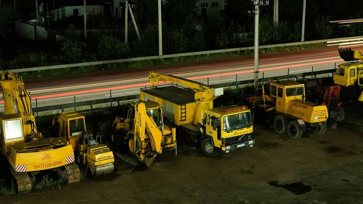 How Do Hauling Trucks Keep Mines Running Around The Clock on thevocalpoint